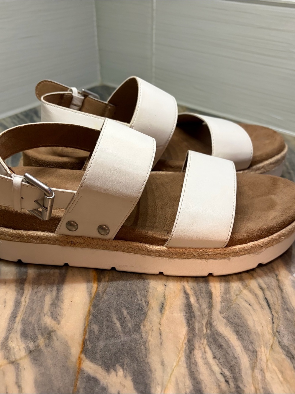 Time and Tru Comfort Platform Espadrilles Sandals Sz 8 Women's Shoes White
